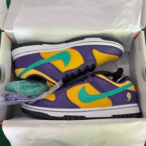 🔥NIKE LISA LESLIE x WMS DUNK LOW "SPARKS" SZ 6.5 W D09581 500 [NEW]🔥